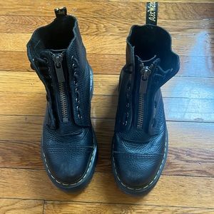 Dr. Martens Leather Platform Boots / Size US W 8